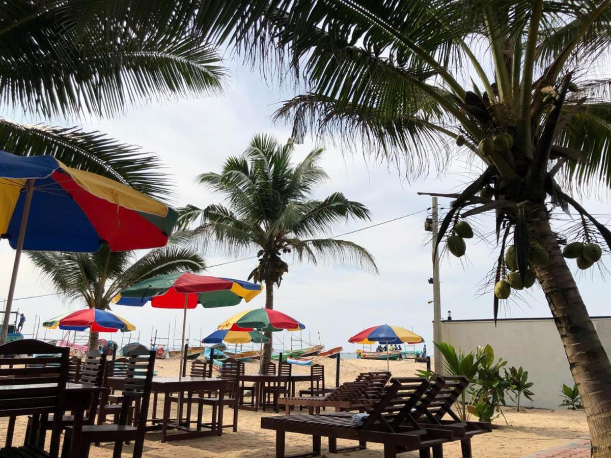Italia Beach Hotel Ambalangoda (Galle) Exterior photo
